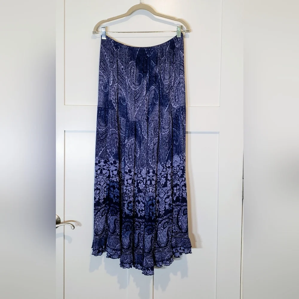 Roz & Ali Tiered Maxi Skirt Blue Rayon Floral & Paisley Ruffled Hem Blue Medium - Picture 7 of 8